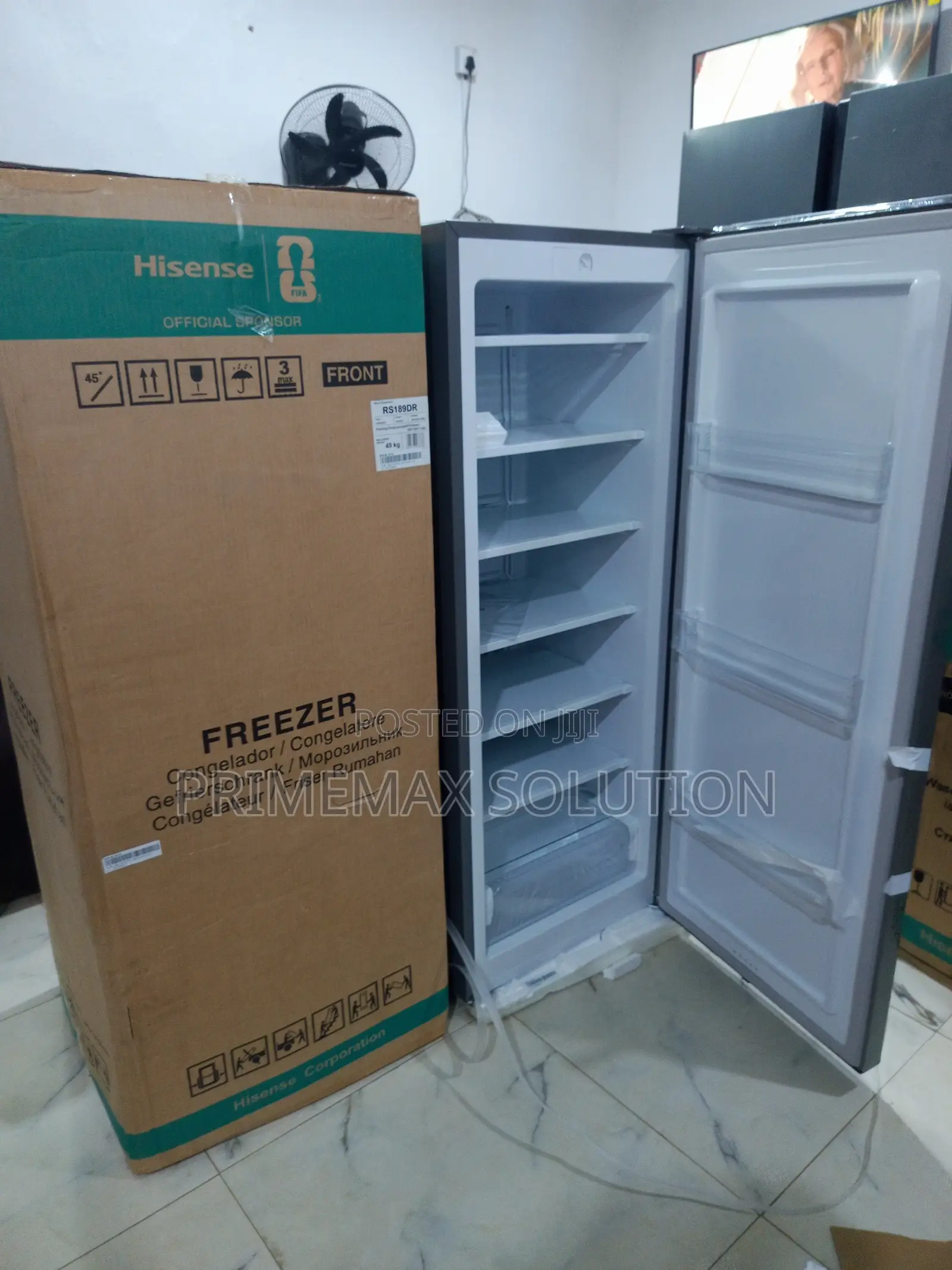 Reliable 15kg/24h Freezing Power in the Stylish Hisense RS189DR 190L