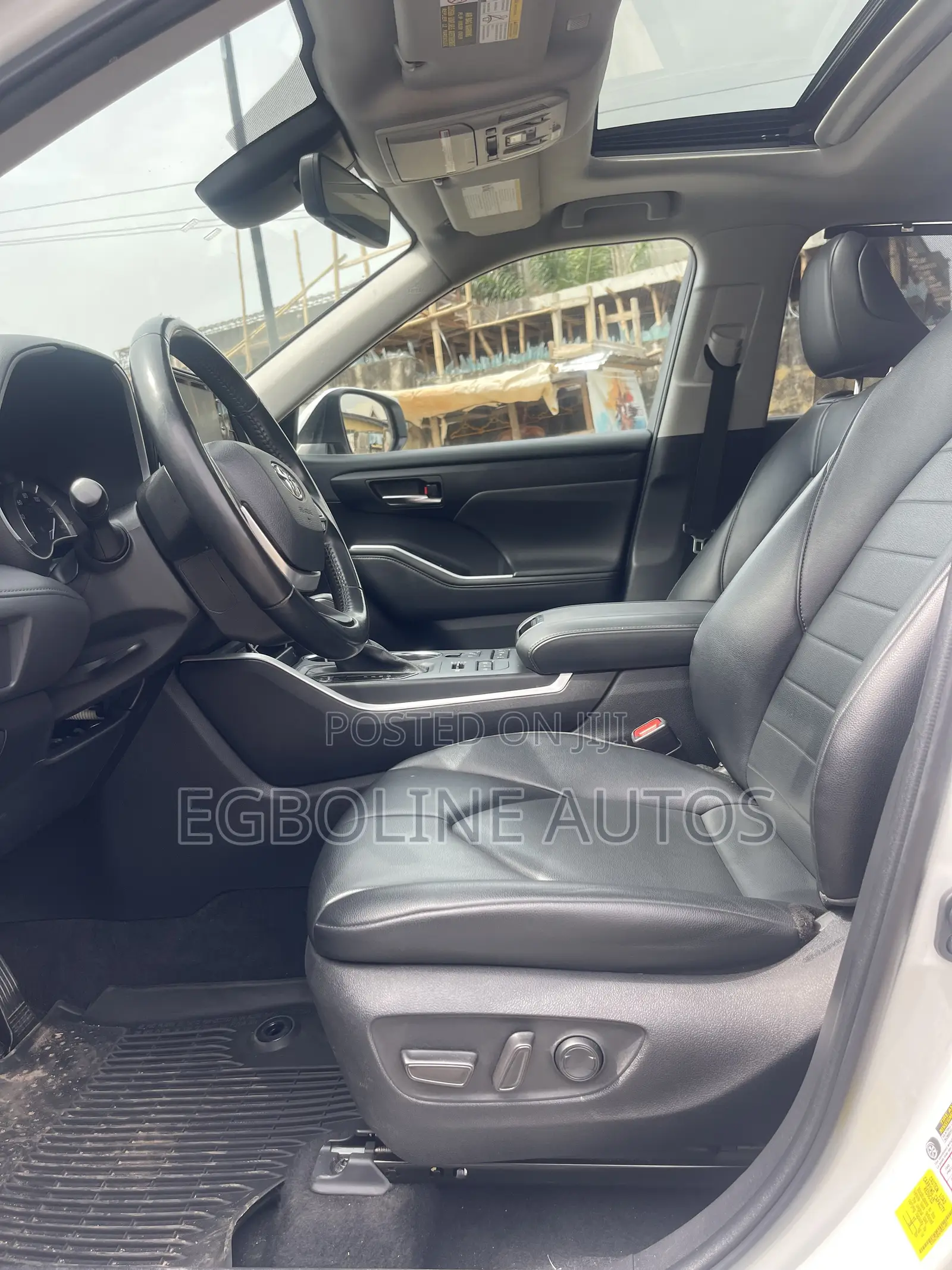 Toyota Highlander XLE 2021 White