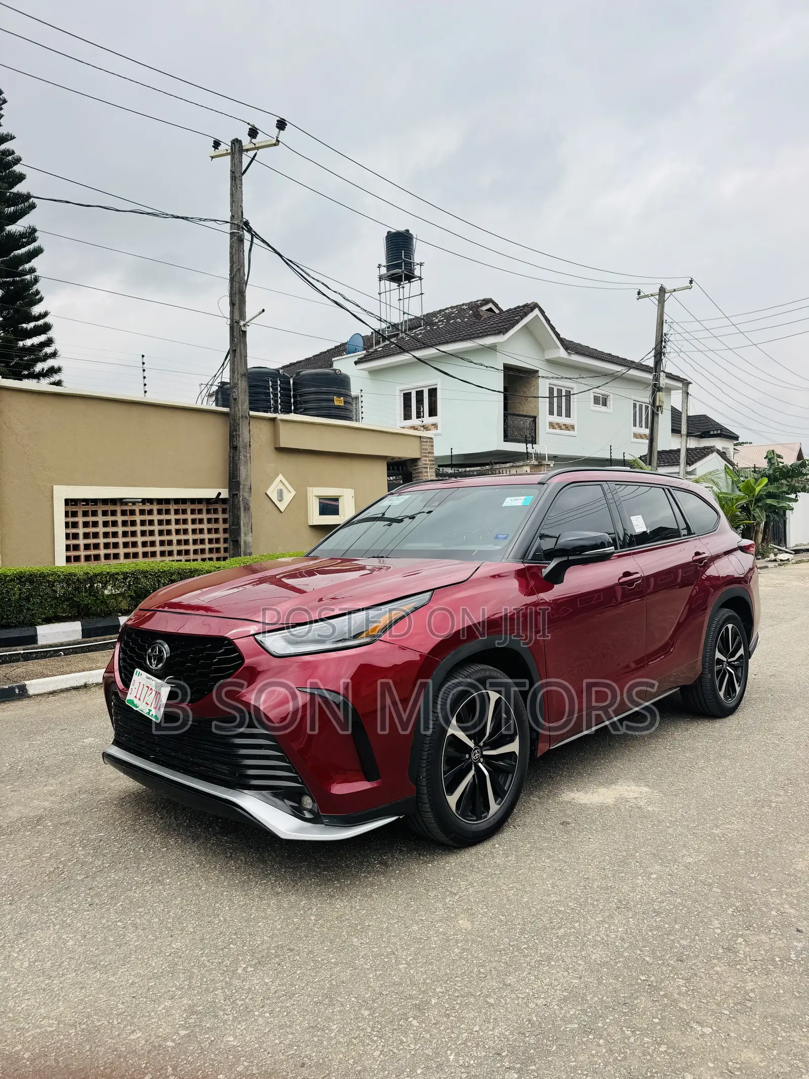 Toyota Highlander Limited 2021 Red