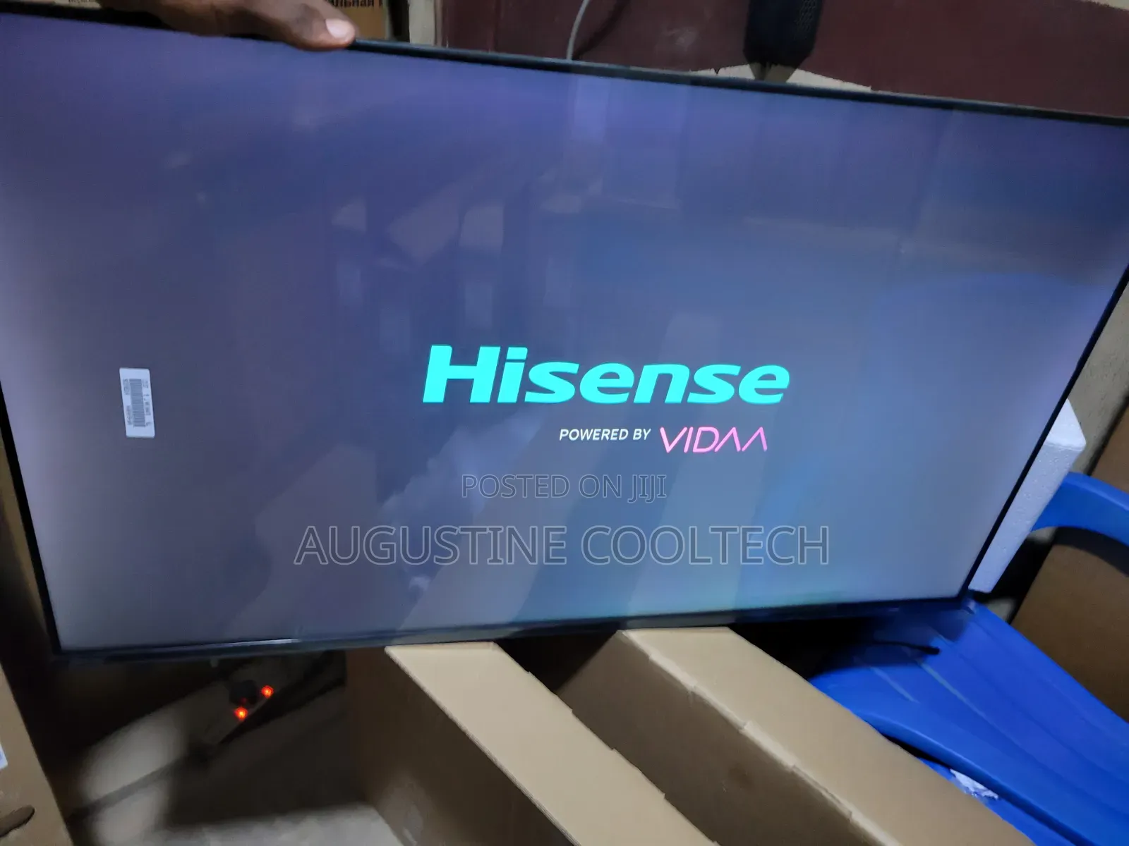 Hisense Smart Television 43" With Bluetooth and Other Electronics