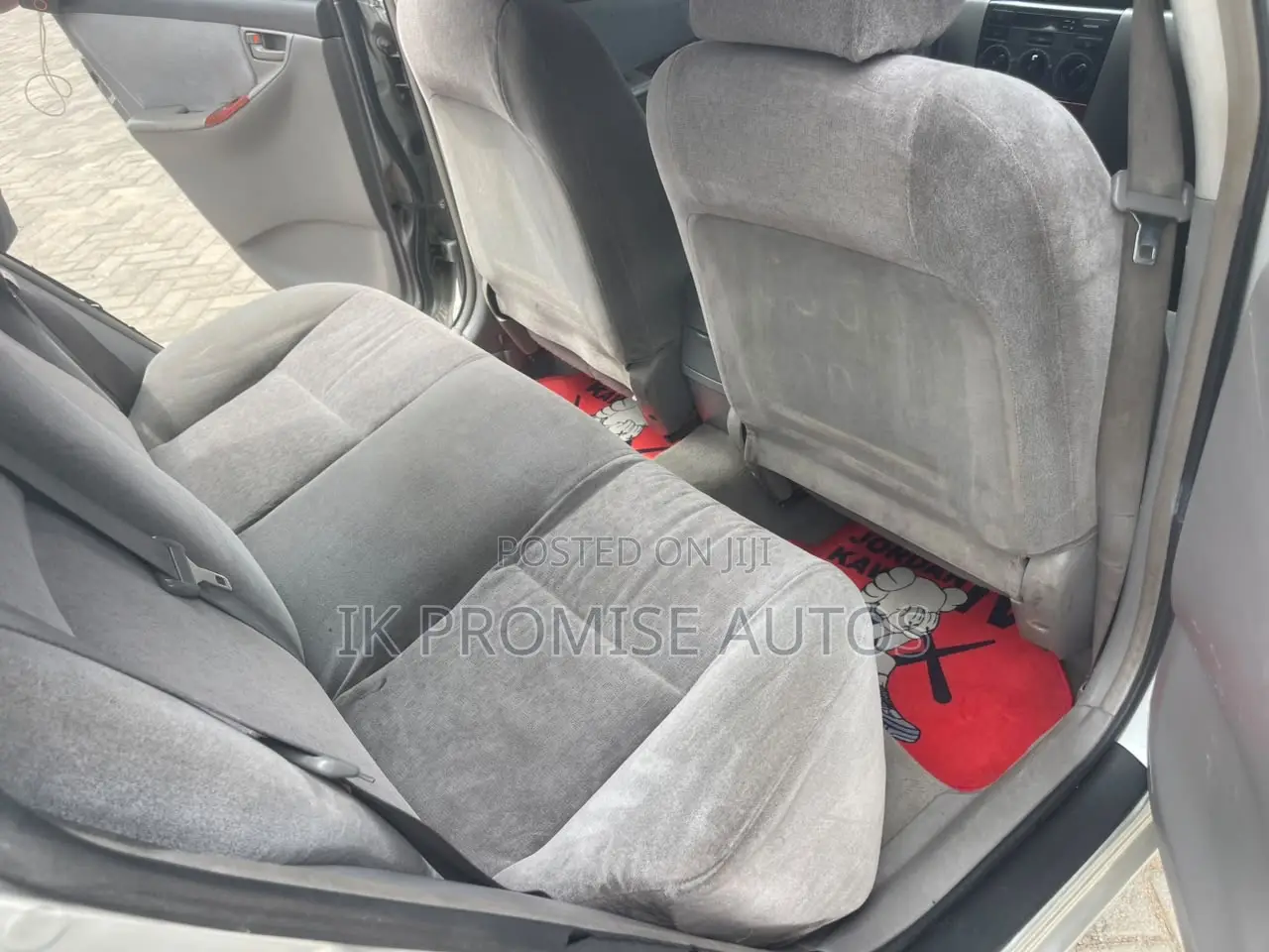 Toyota Corolla 2004 Silver