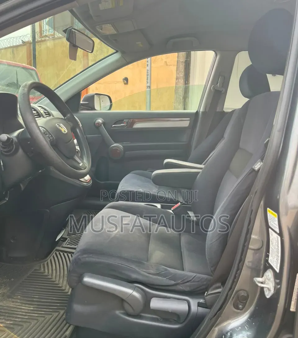 Honda CR-V 2011 Gray