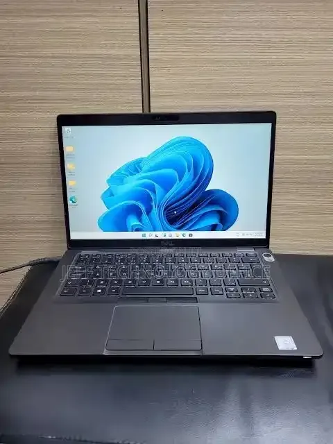 Laptop Dell Latitude 5400 8GB Intel Core i5 SSD 256GB