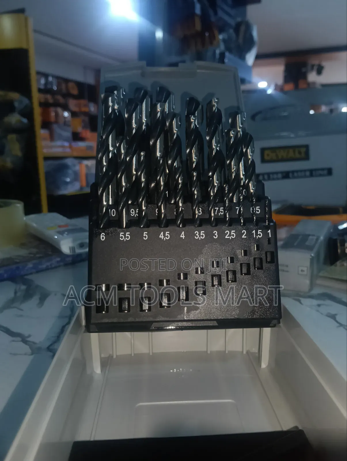 Bosch HSS PointTeQ Metal Drill Bit Set 1–13mm (25 Pcs) |Drill Bit Kit