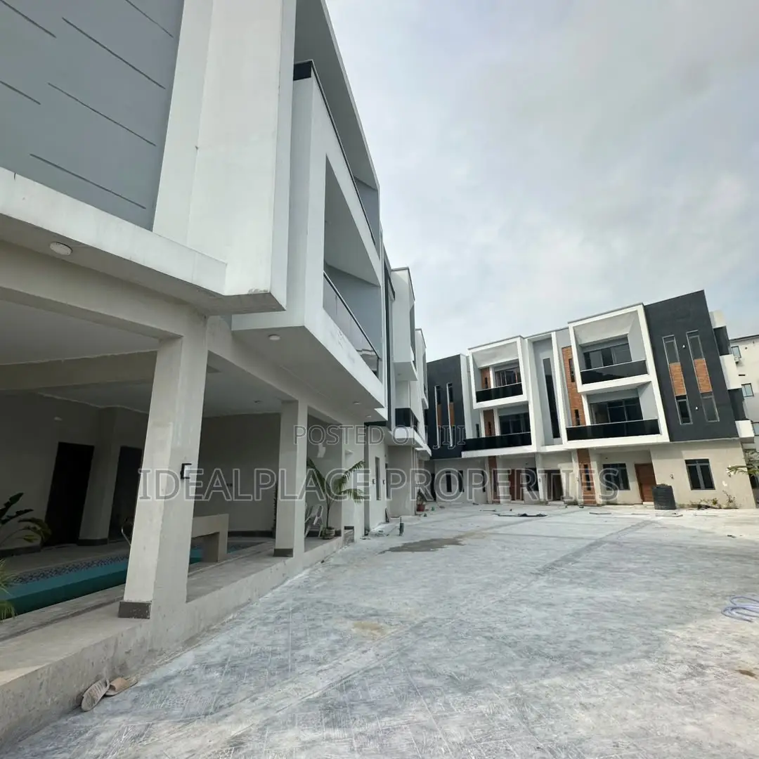 3bdrm Apartment in Ajah for sale