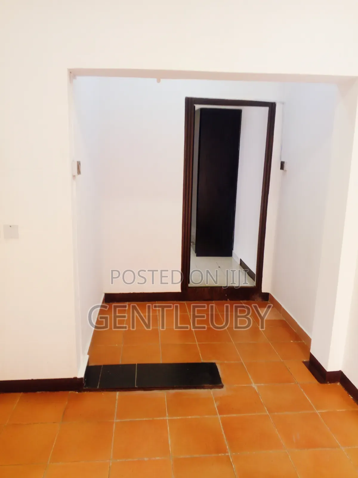 Mini Flat in Admiralty Rd, Lekki Phase 1 for rent