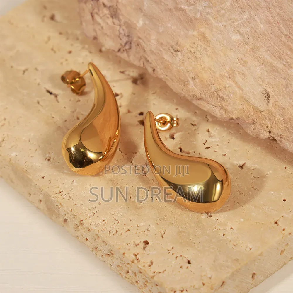 Fashionable Golden Birthday Gift Ladies Earrings