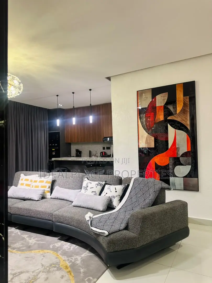 Furnished 2bdrm Apartment in Lekki Phase 1 for sale