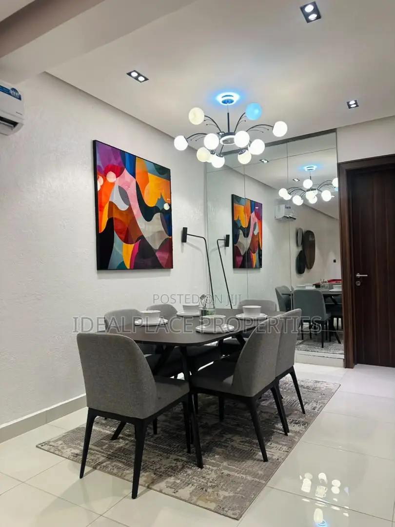 Furnished 2bdrm Apartment in Lekki Phase 1 for sale