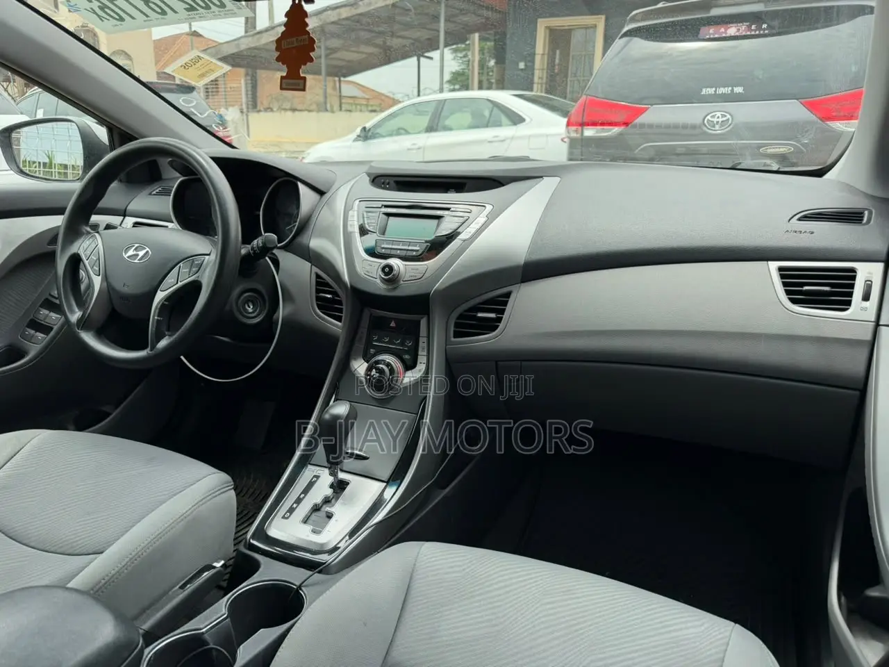 Hyundai Elantra GLS Sedan FWD (1.8L 4cyl 6A) 2013 Gray