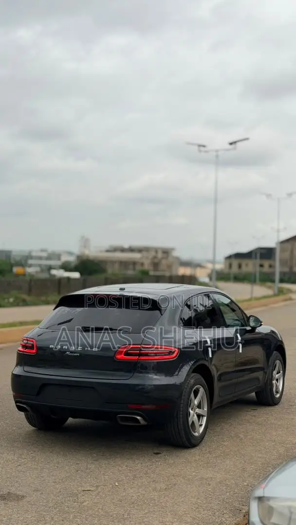 Porsche Macan 2018 Black