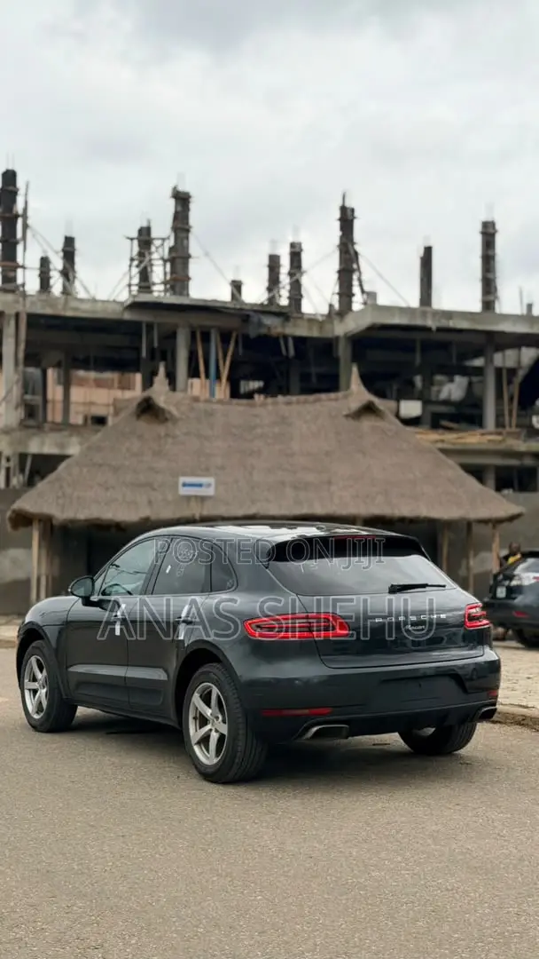 Porsche Macan 2018 Black
