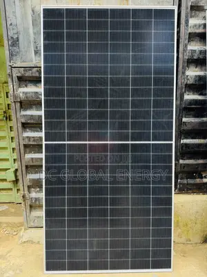 585w Jinko Solar Panels