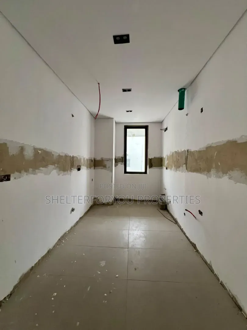 3bdrm Apartment in Victoria Island Extension for sale