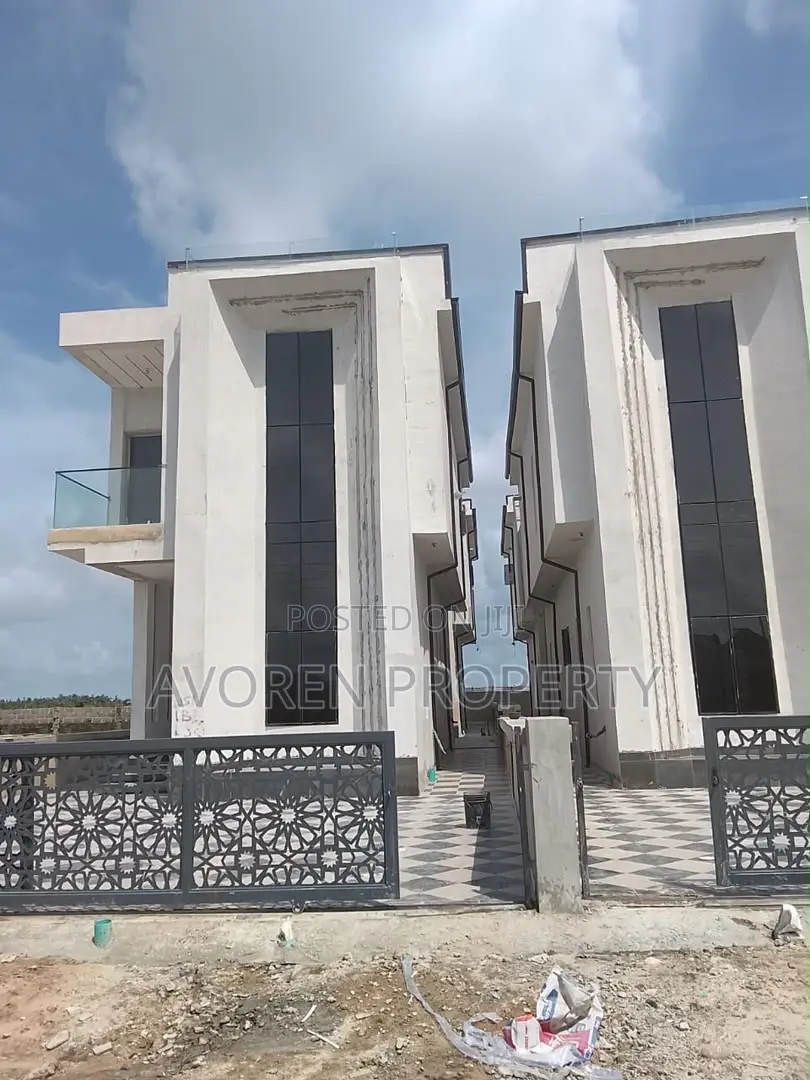 Furnished 4bdrm Apartment in Mercy Land Estate, Ibeju for sale