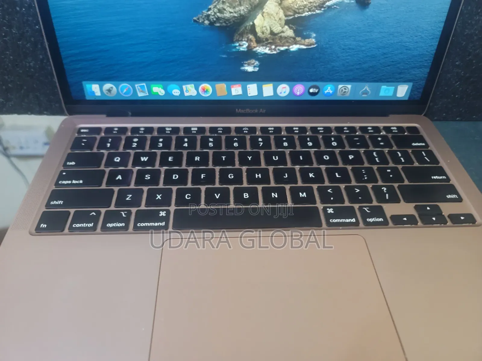 Laptop Apple MacBook Air 2020 8GB Intel Core i5 SSD 512GB