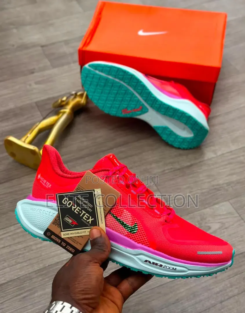 Nike Air Zoom Gore-Tex Sneakers Size 41-45