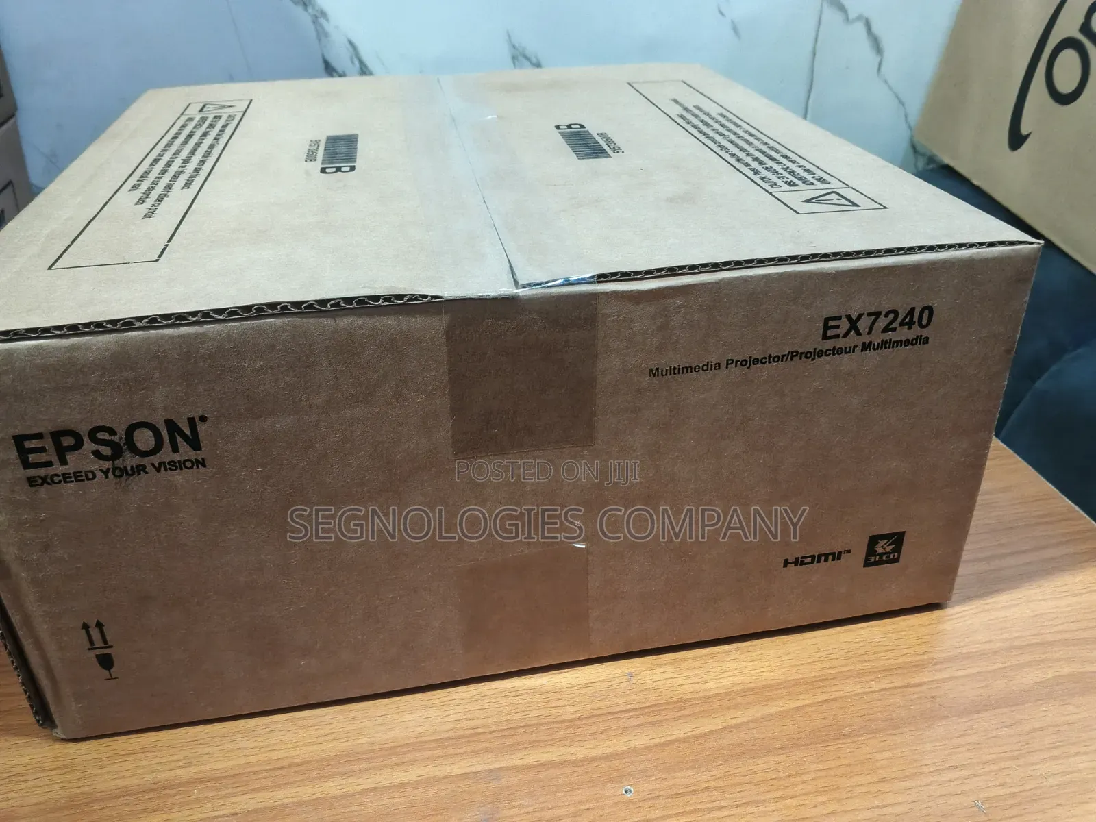 Epson EX7240 3200 Lumens Wireless WXGA 3LCD Projector