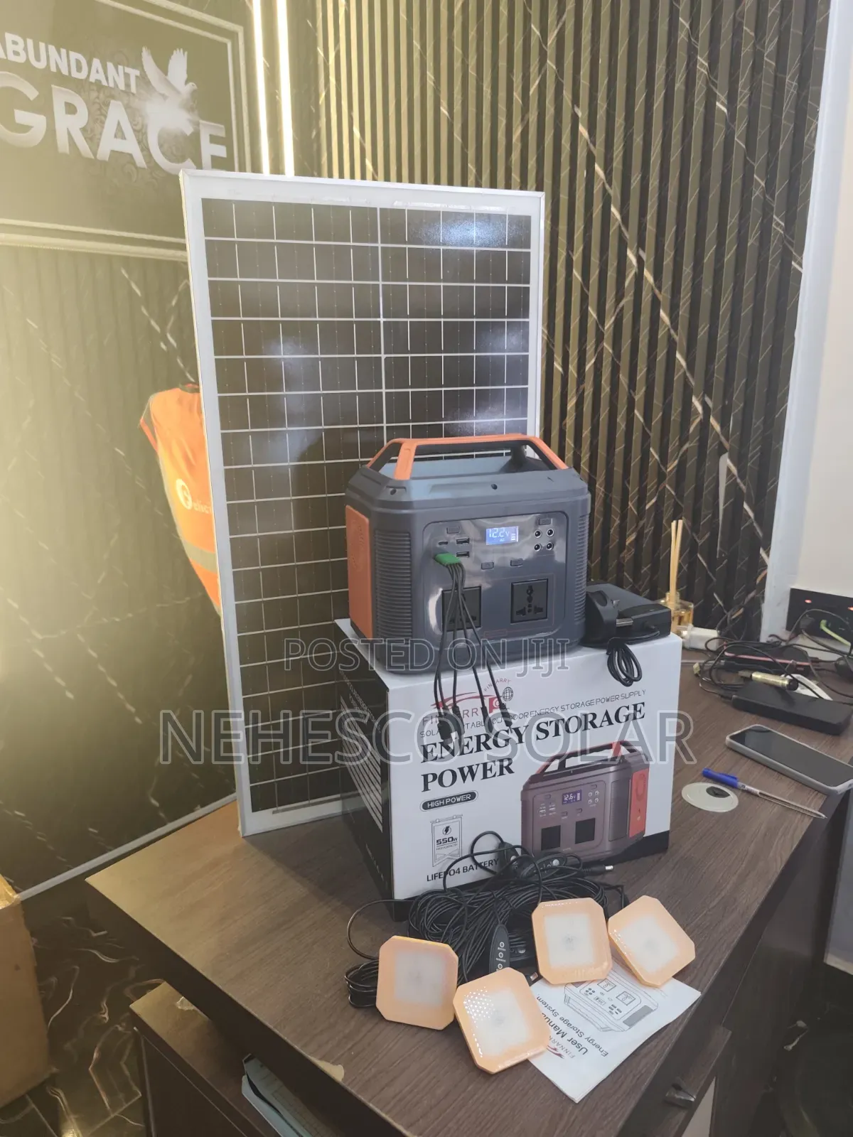 Portable 350W Solar Generator for TV, Fan Phone Charging