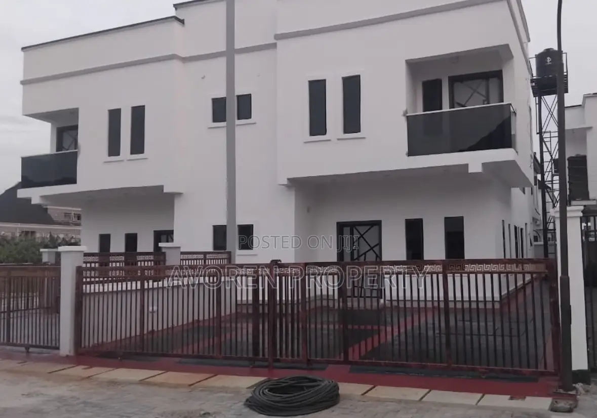 Furnished 4bdrm Apartment in Bother Court Estate, Ibeju for sale