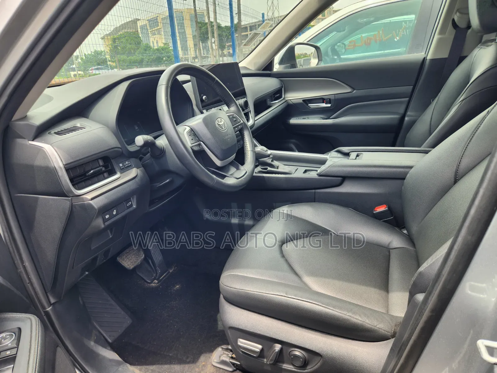 Toyota Grand Highlander Hybrid 2024 Silver