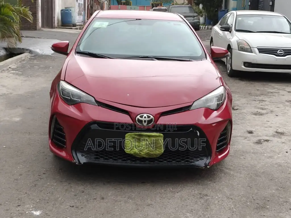 Toyota Corolla 2019 Red
