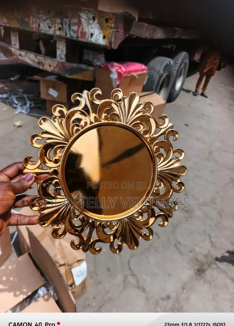 Charger Plate. Chid, Tem