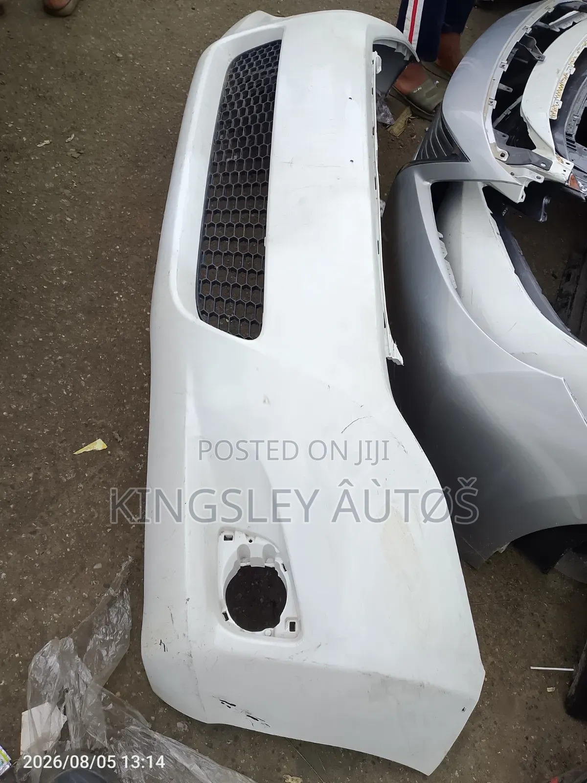 Front Bumper Venza 2010 Model