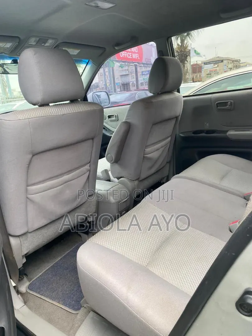 Toyota Highlander 2006 Silver