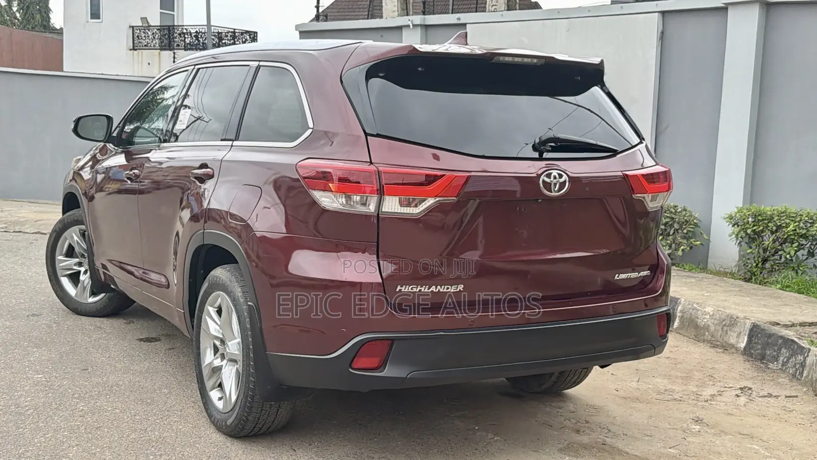 Toyota Highlander Limited 4dr SUV AWD (3.5L 6cyl 6A) 2015 Burgundy