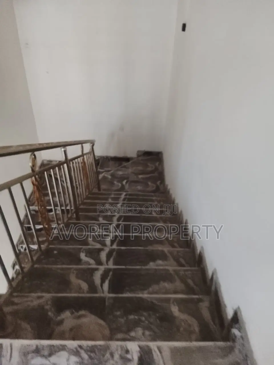 4bdrm Apartment in Ibeju for sale