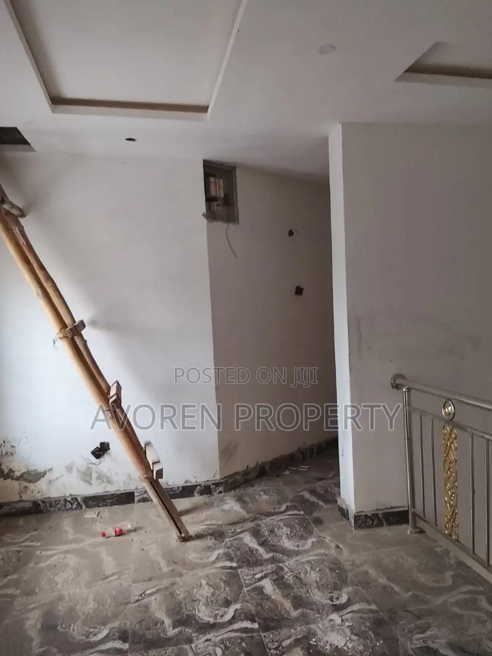 4bdrm Apartment in Ibeju for sale