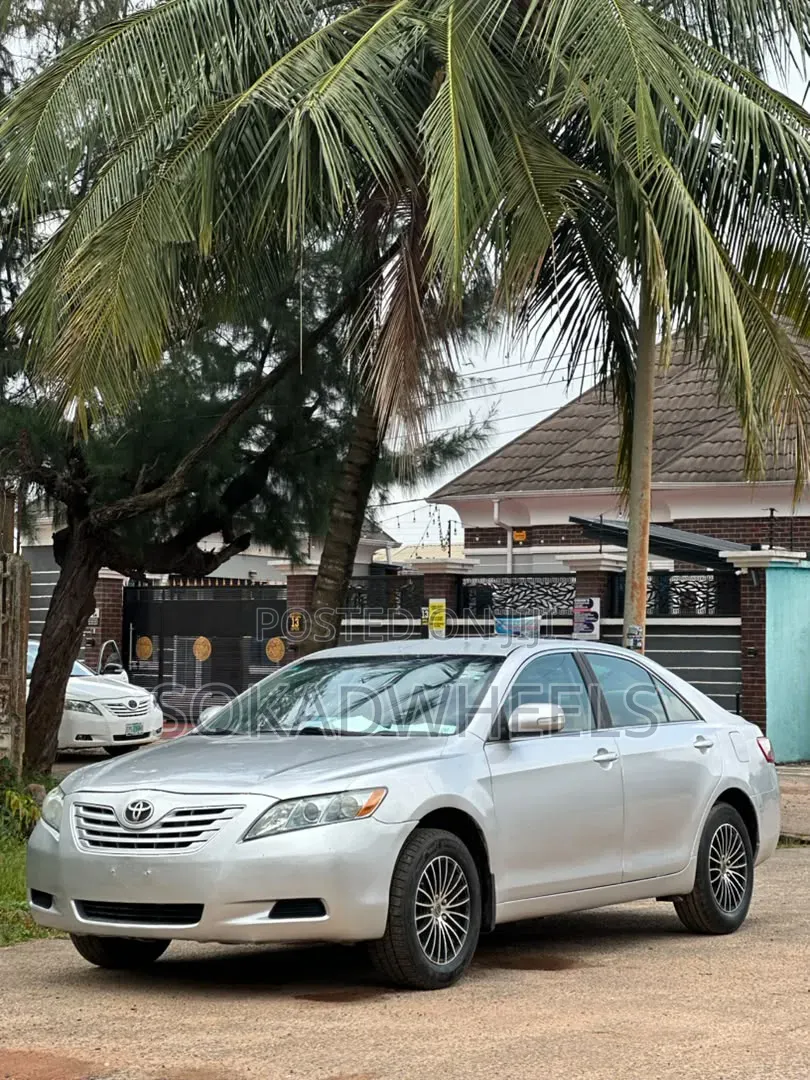 Toyota Camry 2.4 LE 2008 Silver