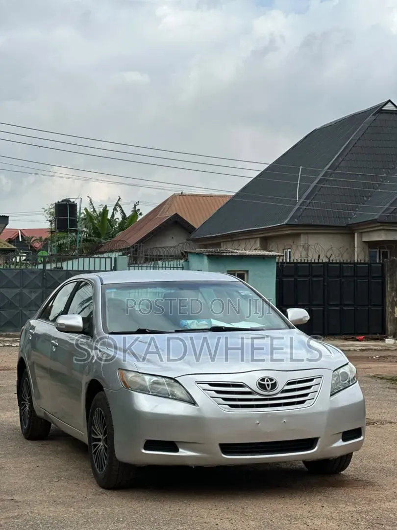 Toyota Camry 2.4 LE 2008 Silver
