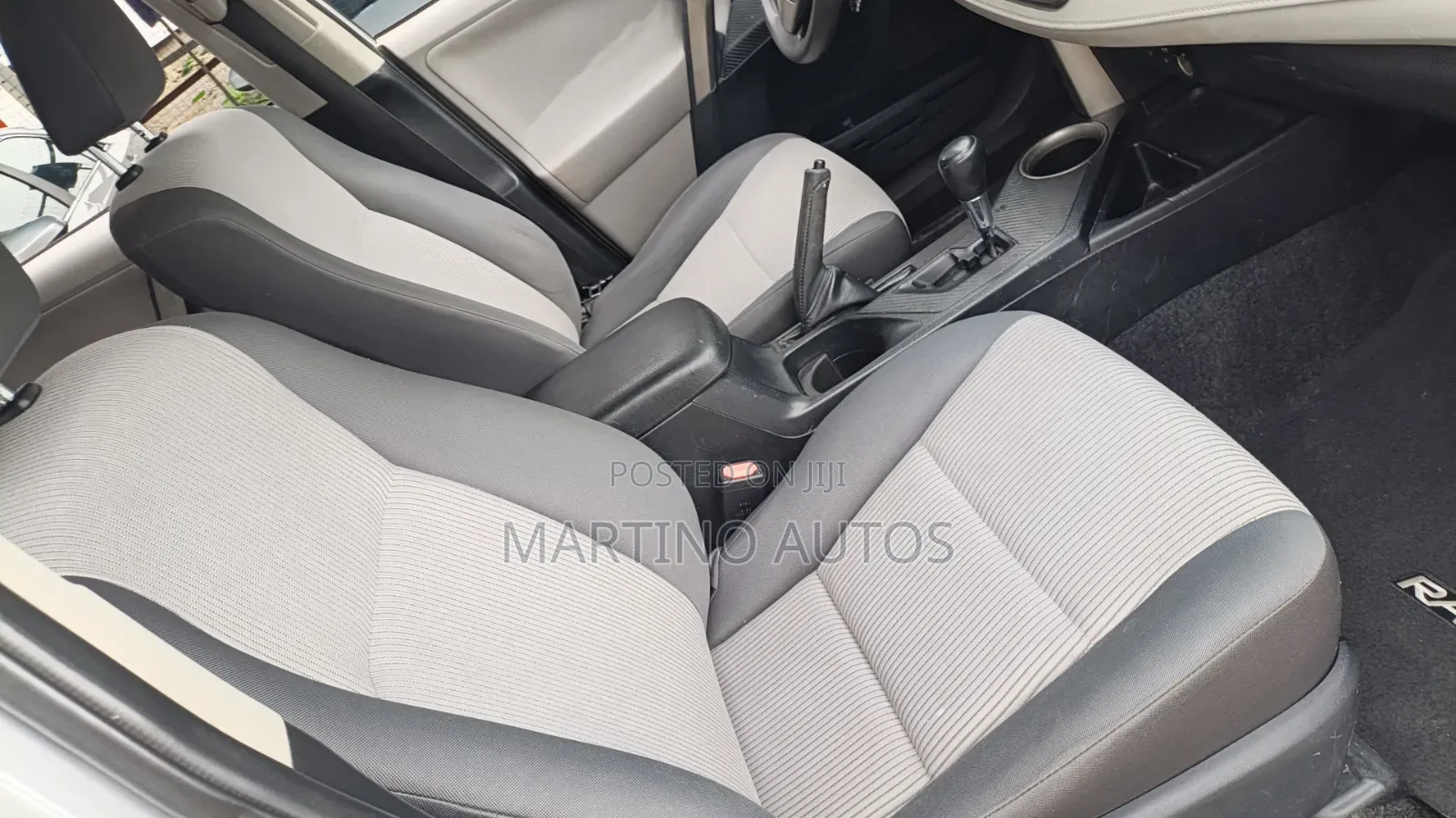 Toyota RAV4 2015 Silver