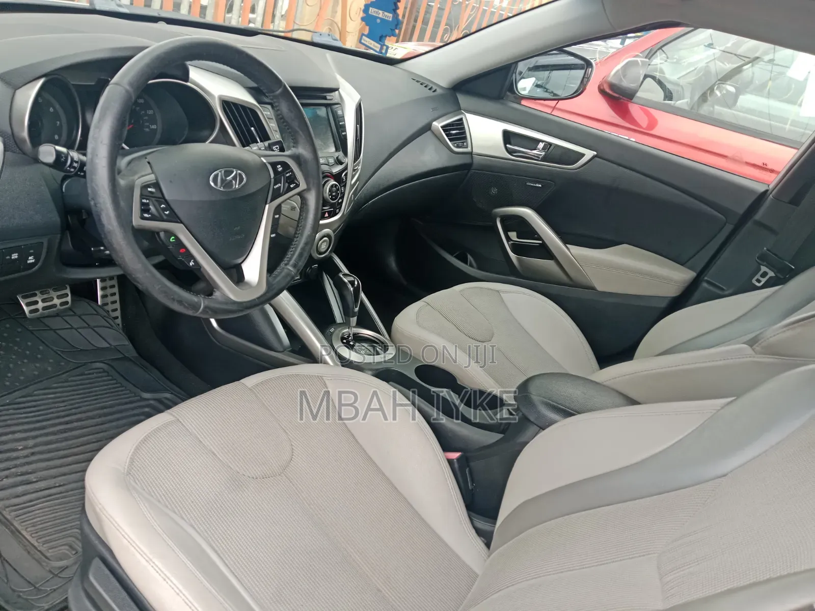 Hyundai Veloster 2011 Silver