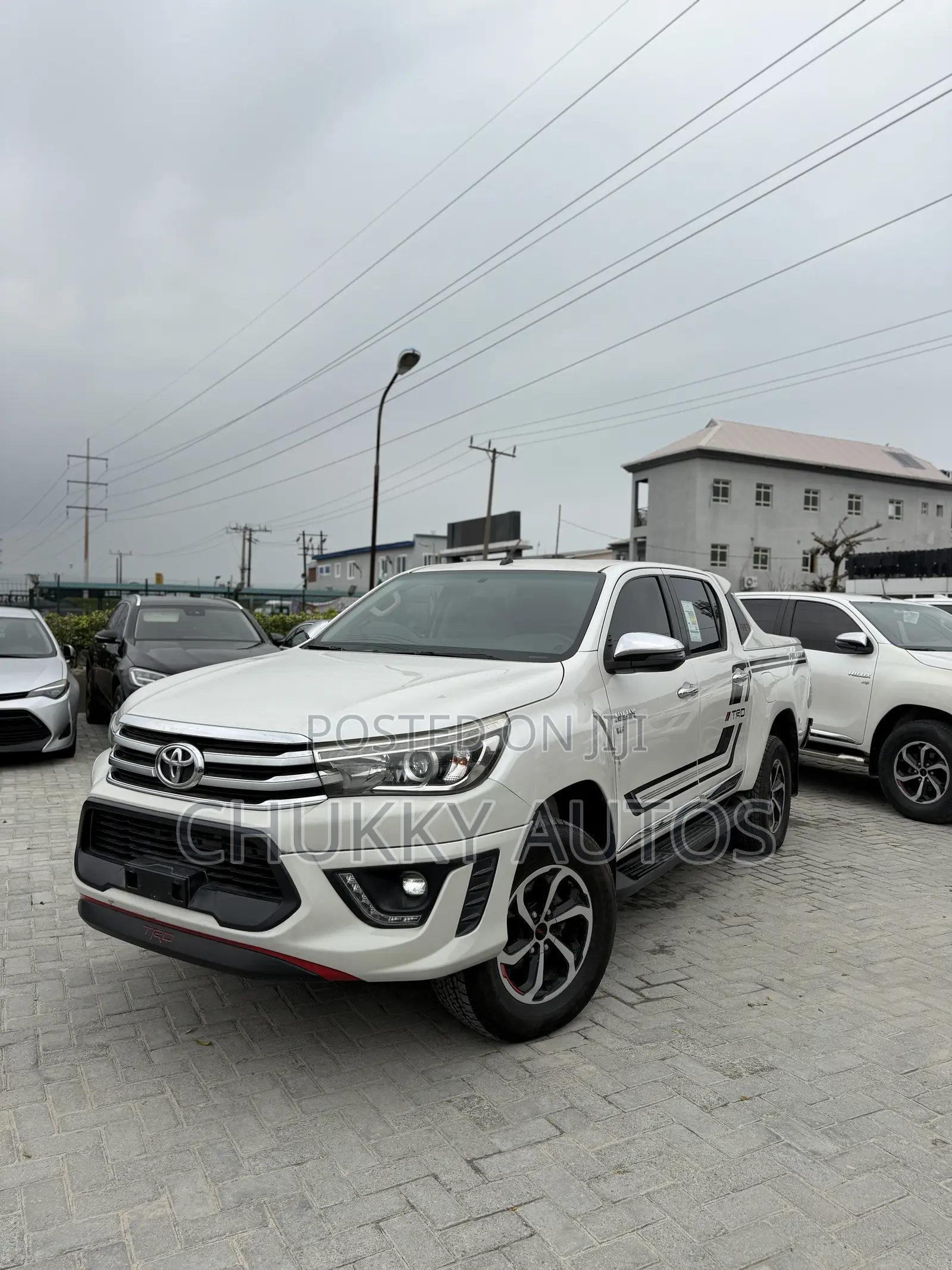 Toyota Hilux 2018 White