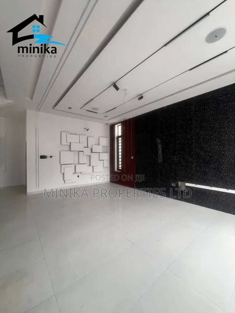 5bdrm Duplex in Orchid Estate, Ikota for sale