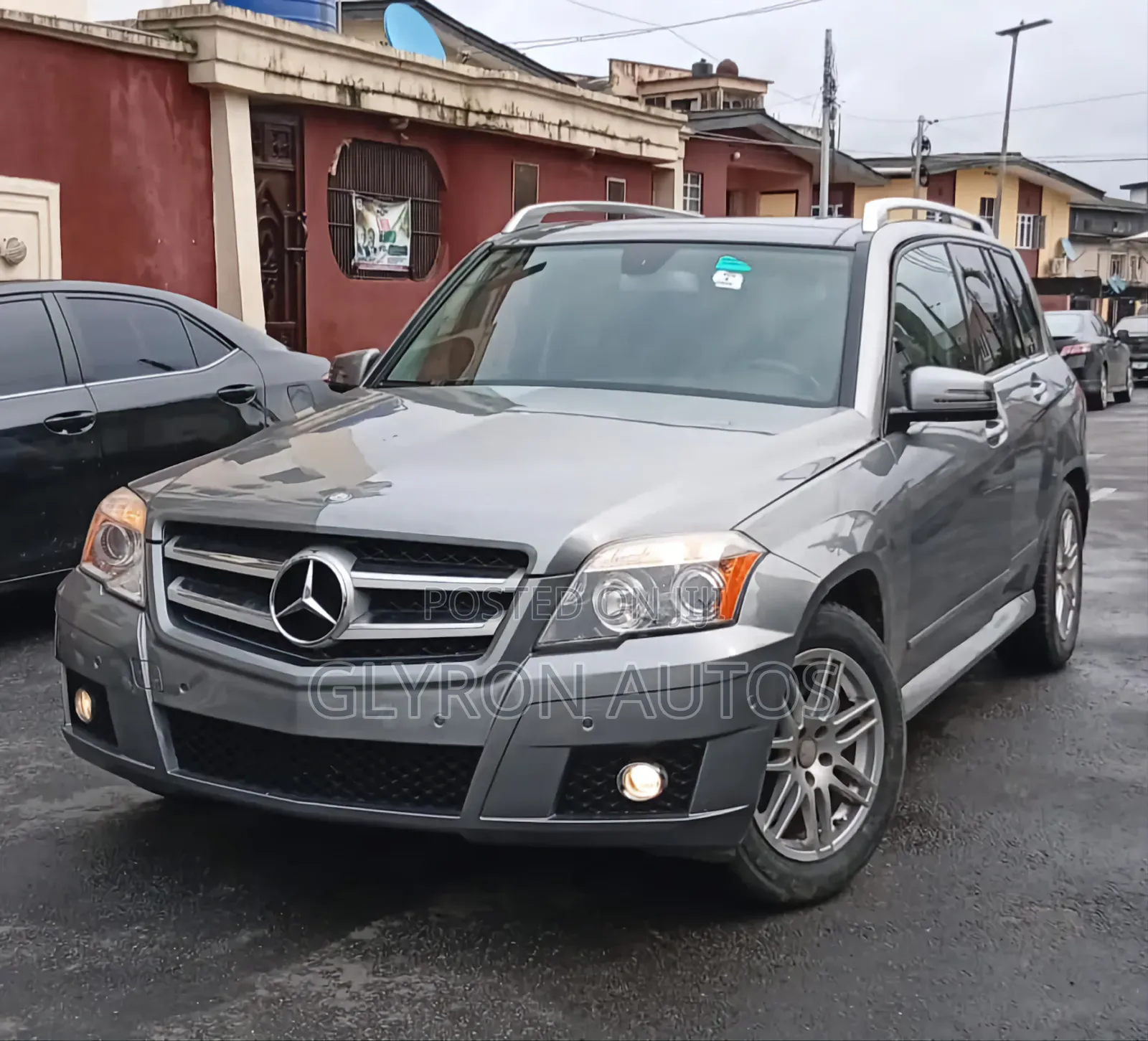 Mercedes-Benz GLK-Class 2010 Gray