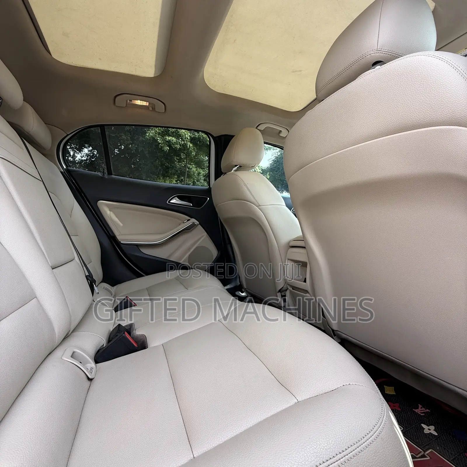 Mercedes-Benz GLA 250 2015 White