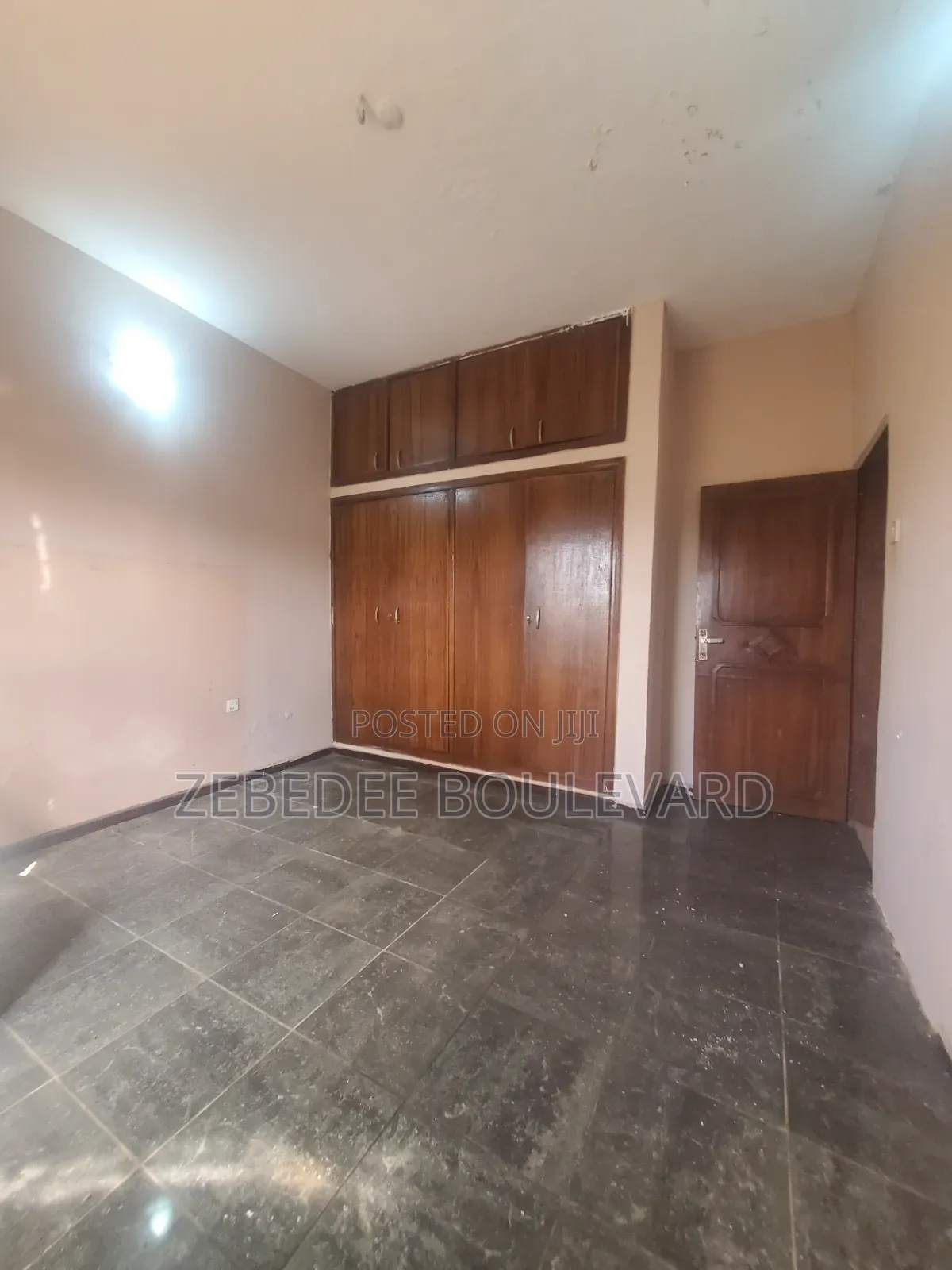 3bdrm Block of Flats in Durumi for rent