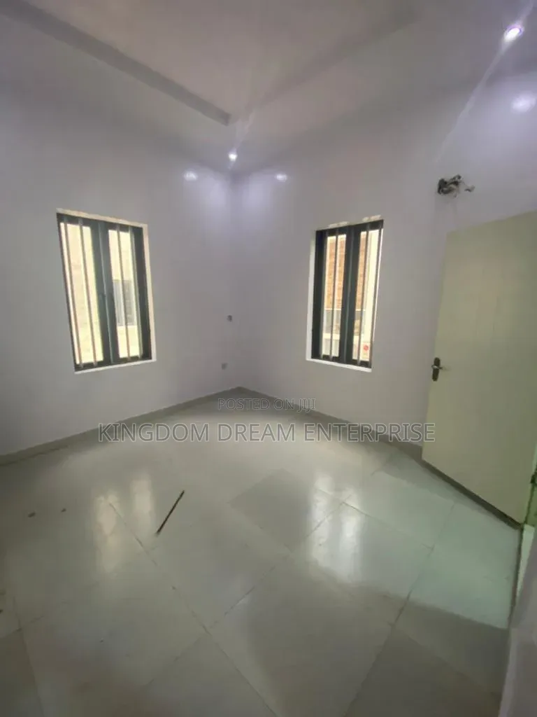 4bdrm House in Silver Spring Agungi for sale