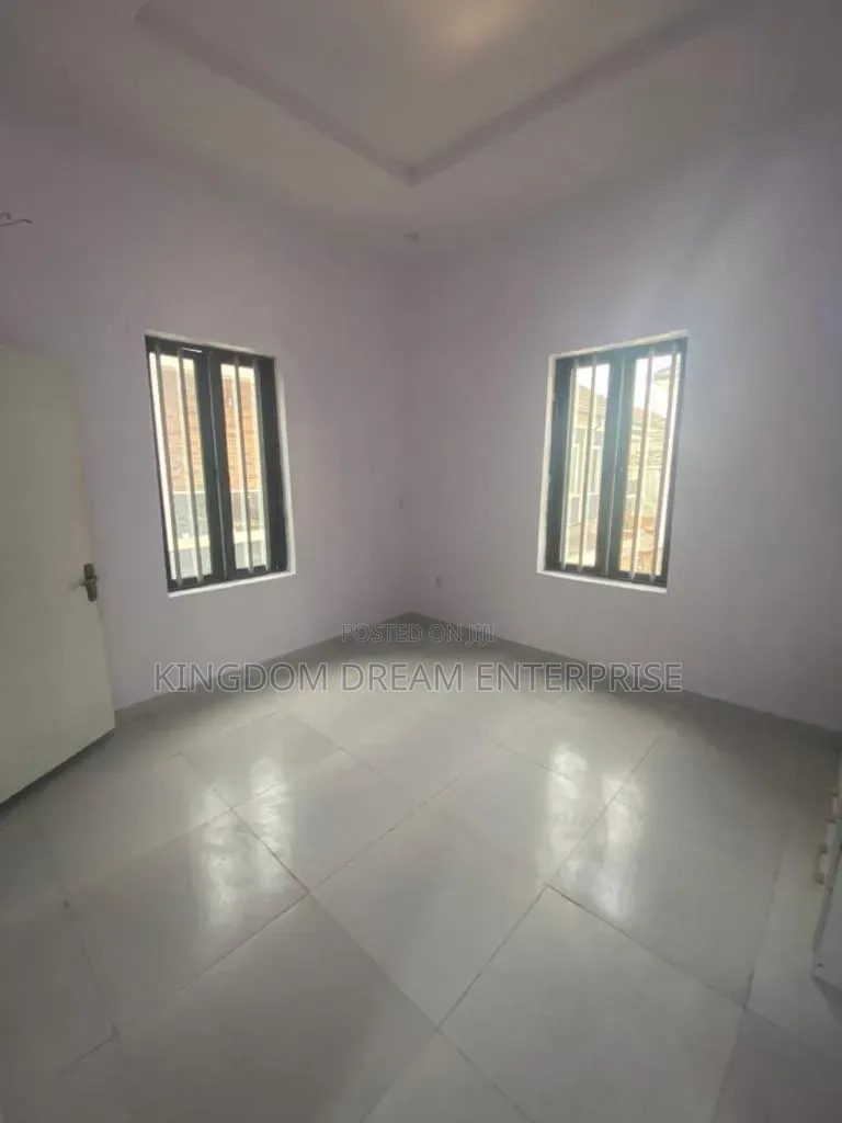 4bdrm House in Silver Spring Agungi for sale