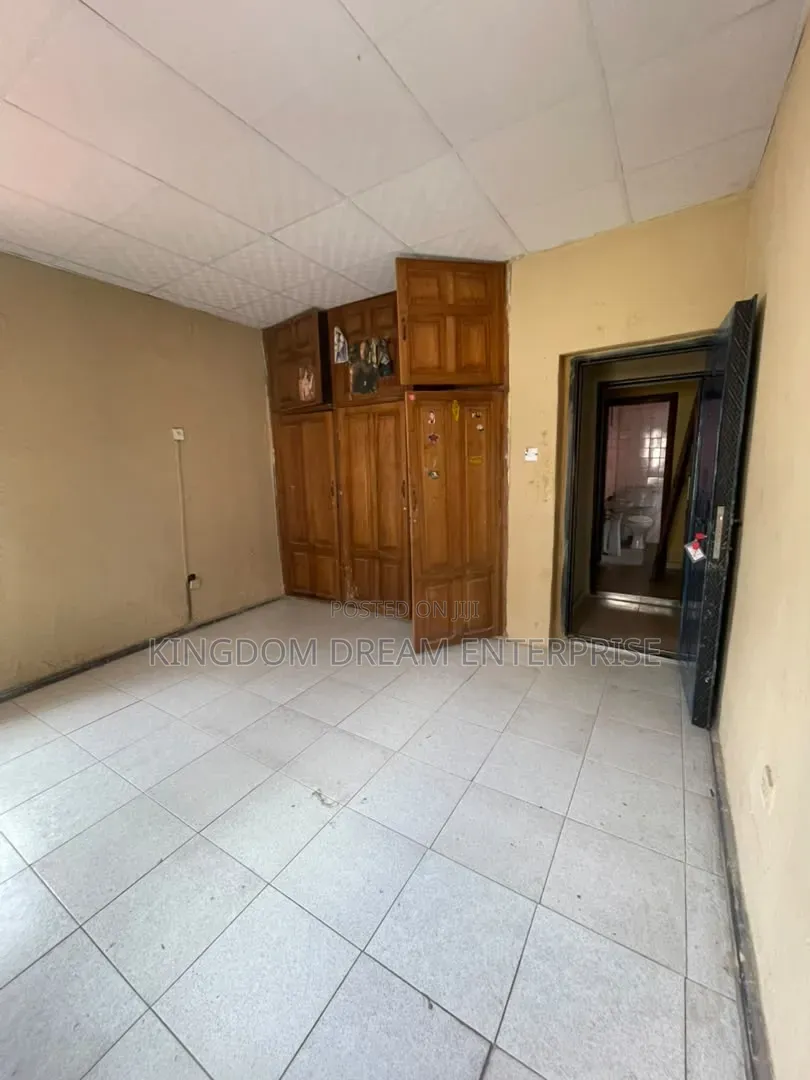 5bdrm Duplex in Ogudu Gra for rent