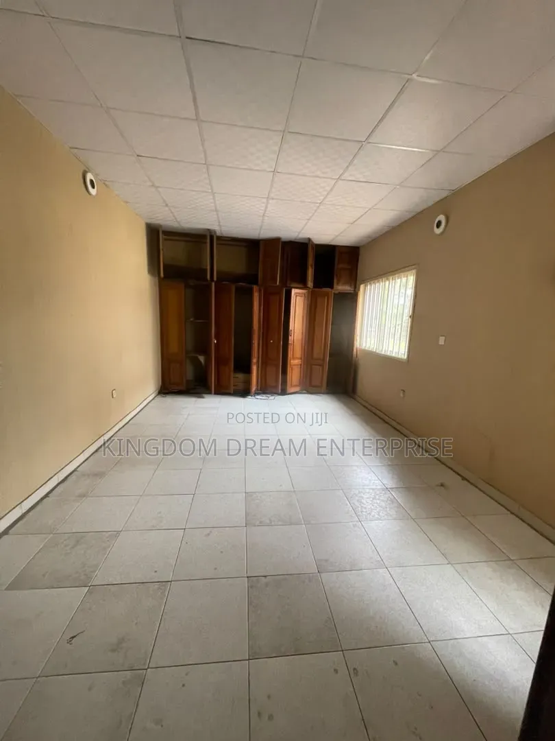 5bdrm Duplex in Ogudu Gra for rent