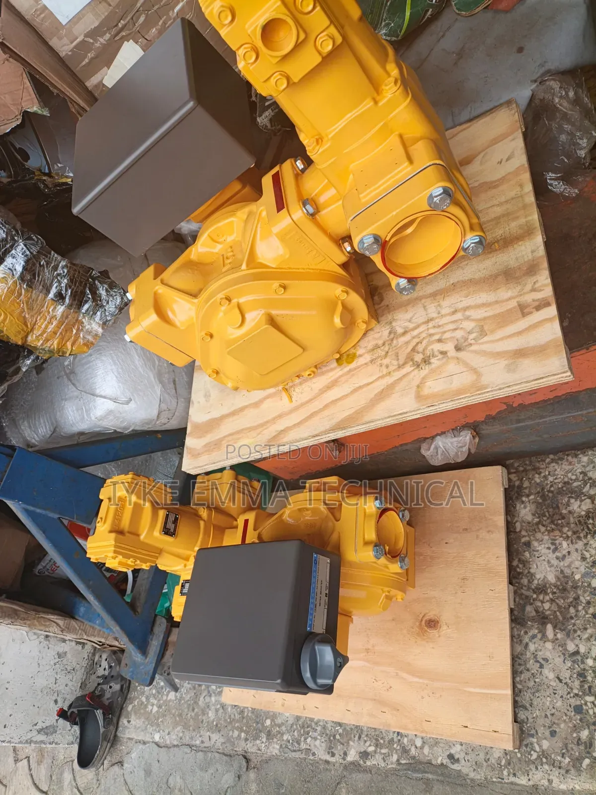 Liquid Controls (LC) Positive Displacement Flow Meter, Model LCM 3