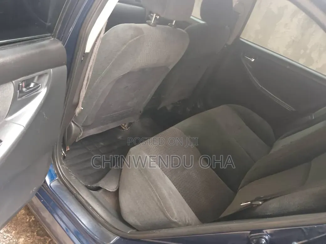 Toyota Corolla 2005 Blue