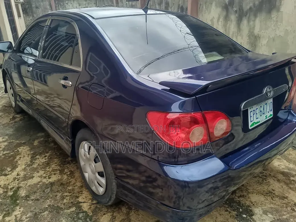 Toyota Corolla 2005 Blue