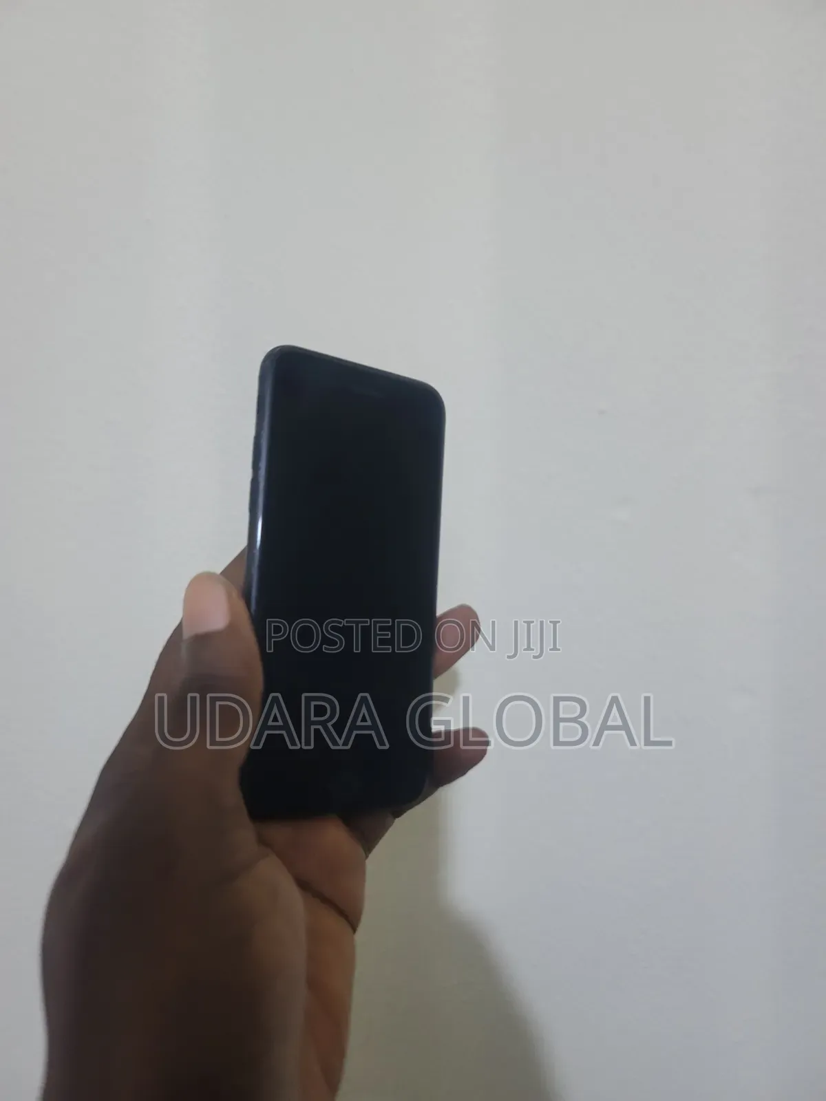 Apple iPhone SE (2020) 64 GB Black