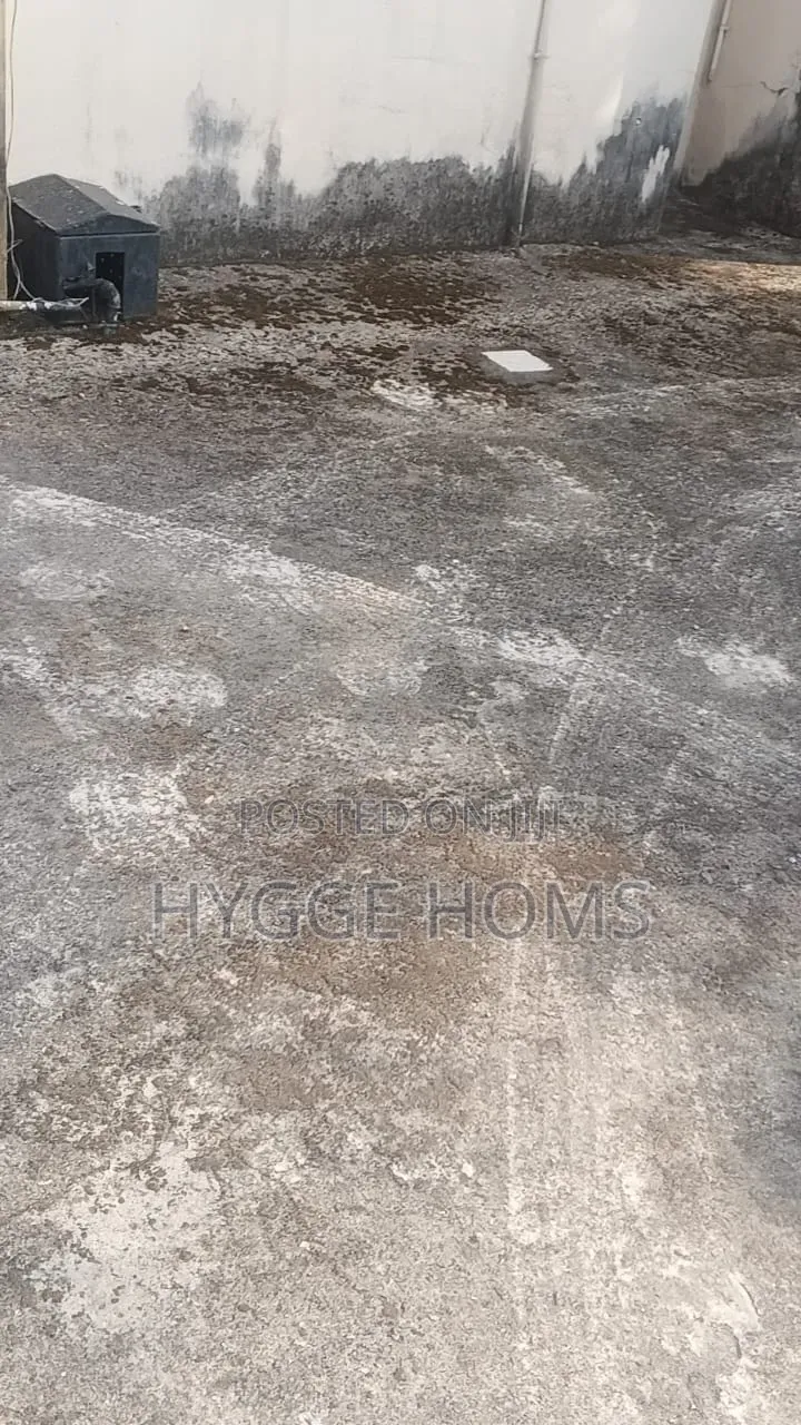 4bdrm Duplex in Mko Gardens Estate for sale
